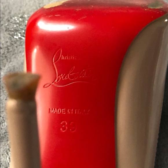 Christian Louboutin Size 39 - Picture 4 of 4